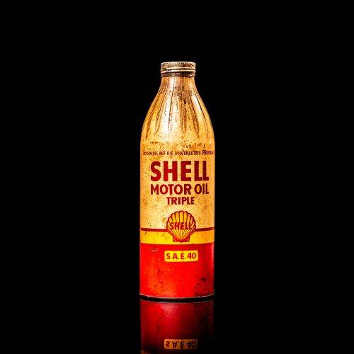 rare and unique collectible Shell oil can 1890 – 1958s edition
